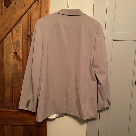 H&M women’s blazer - Picture 4 of 4